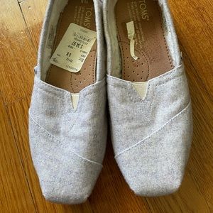 Grey TOMS
